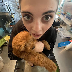 Meet your Posher, Olivia_